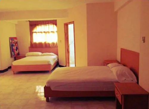 La Colline Hotel Montrouis